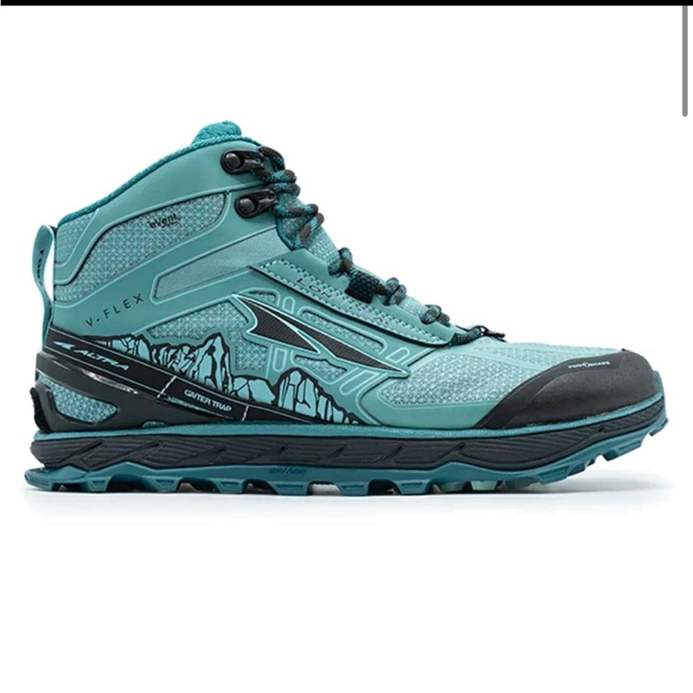 Brand New Women's Altra Lone Peak 4 Mid RSM. 9.5.